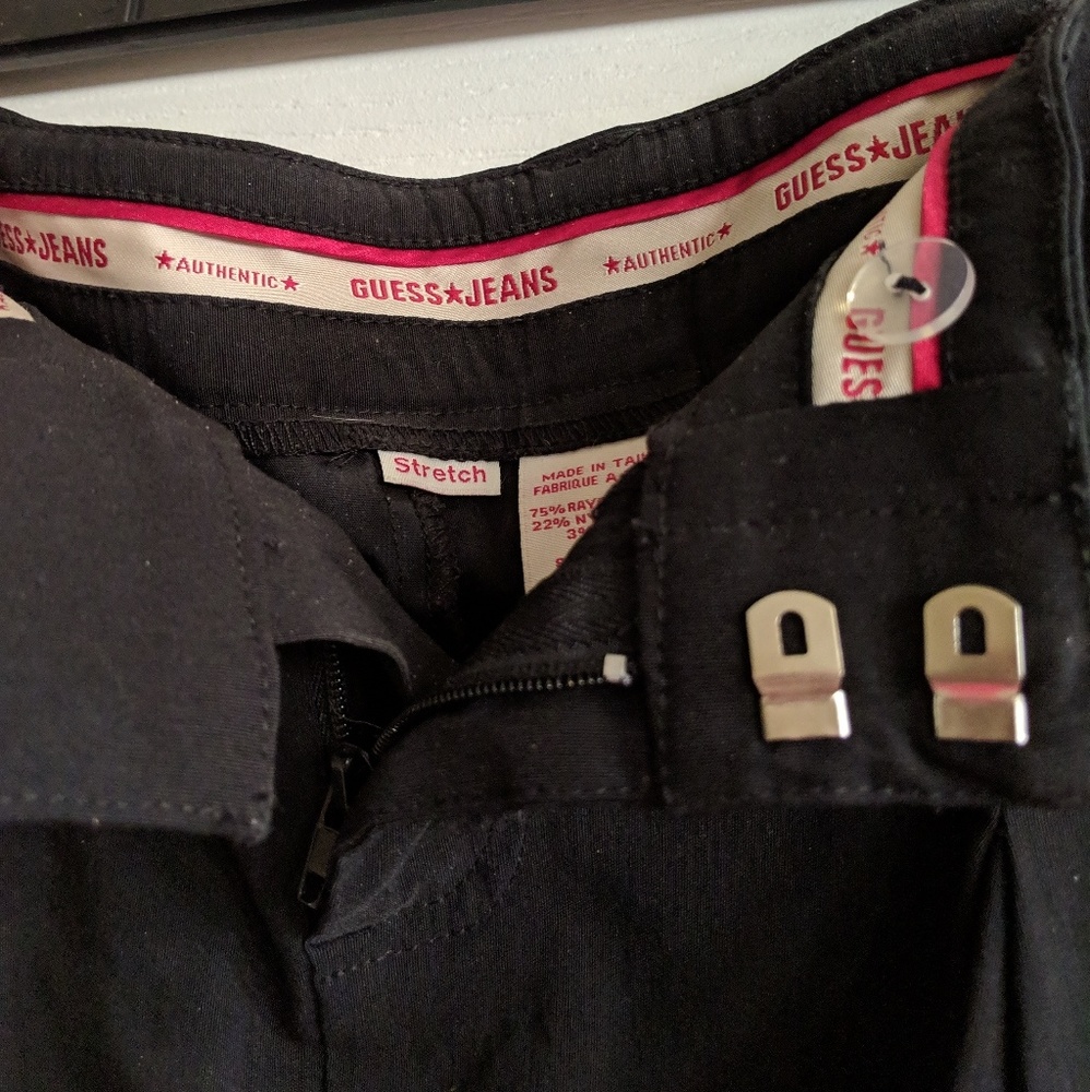 Guess vintage mini skirt - Picture 2 of 2